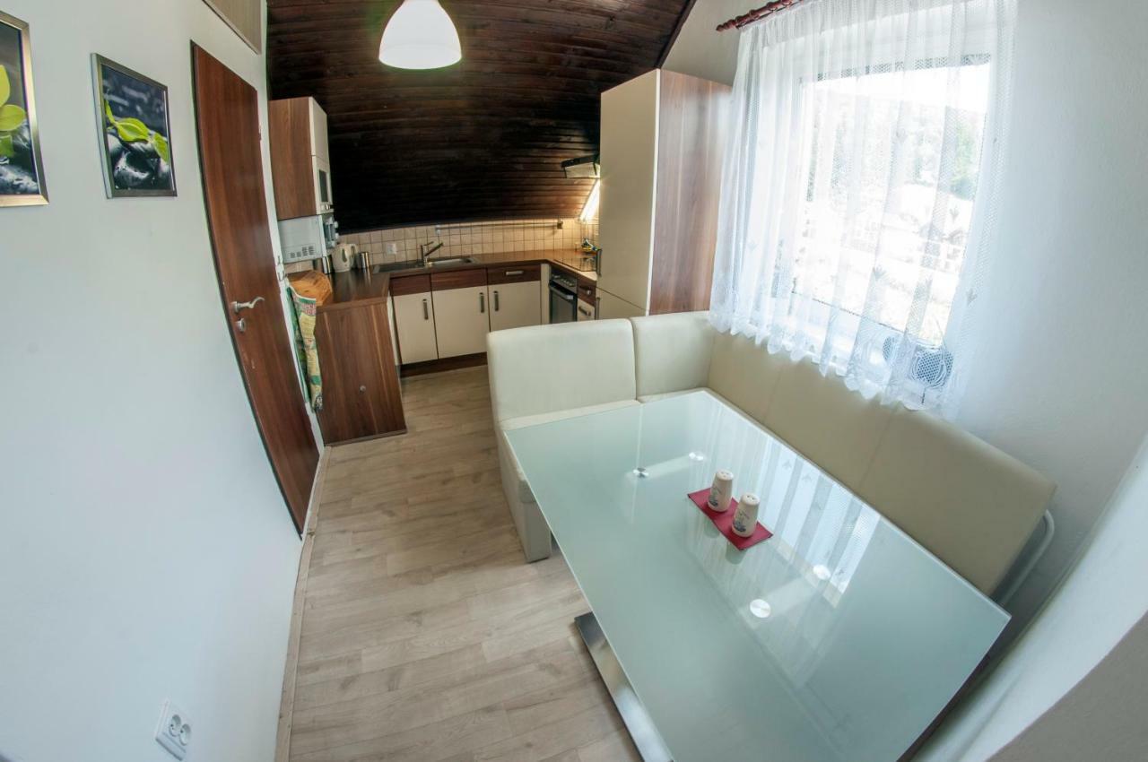 Penzion Riverside Vrchlabí Zewnętrze zdjęcie